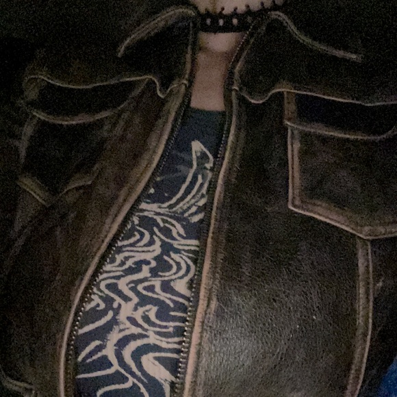 Brown distressed styled genuine leather jacket made by Route 66. Tight fitting. - Picture 7 of 10